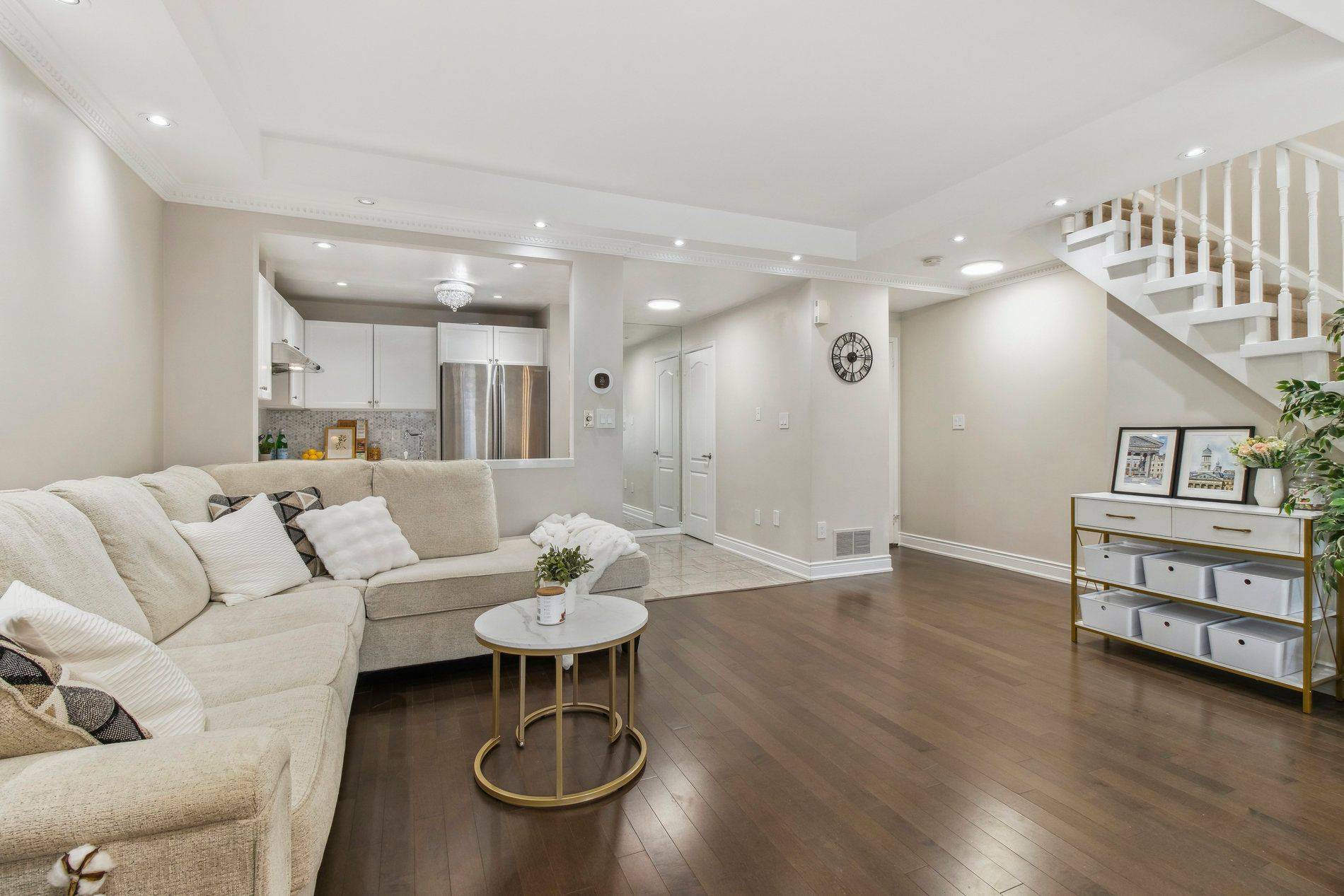 Toronto C07, ON M2N 6W6,108 Finch AVE W #A7