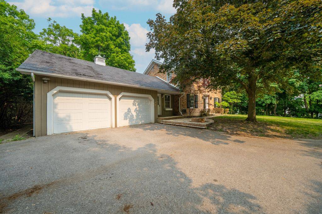 Markham, ON L3P 2N6,10 Houghton BLVD
