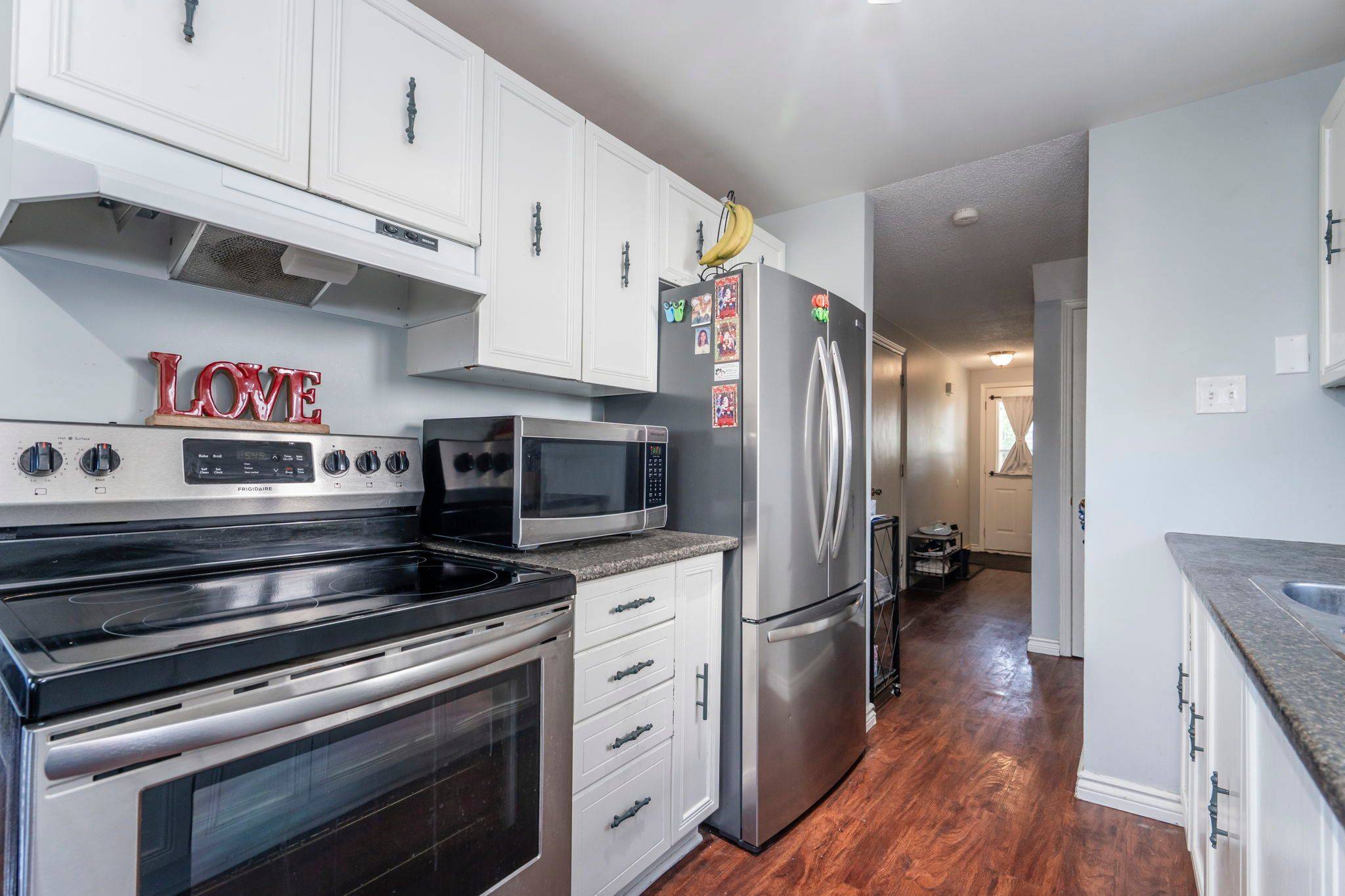 Barrie, ON L4M 5T1,23 Corbett DR