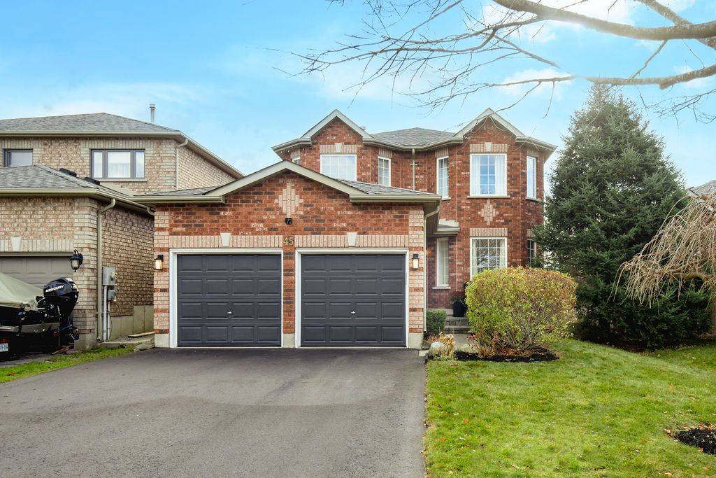 Barrie, ON L4N 0E2,45 Holly Meadow RD