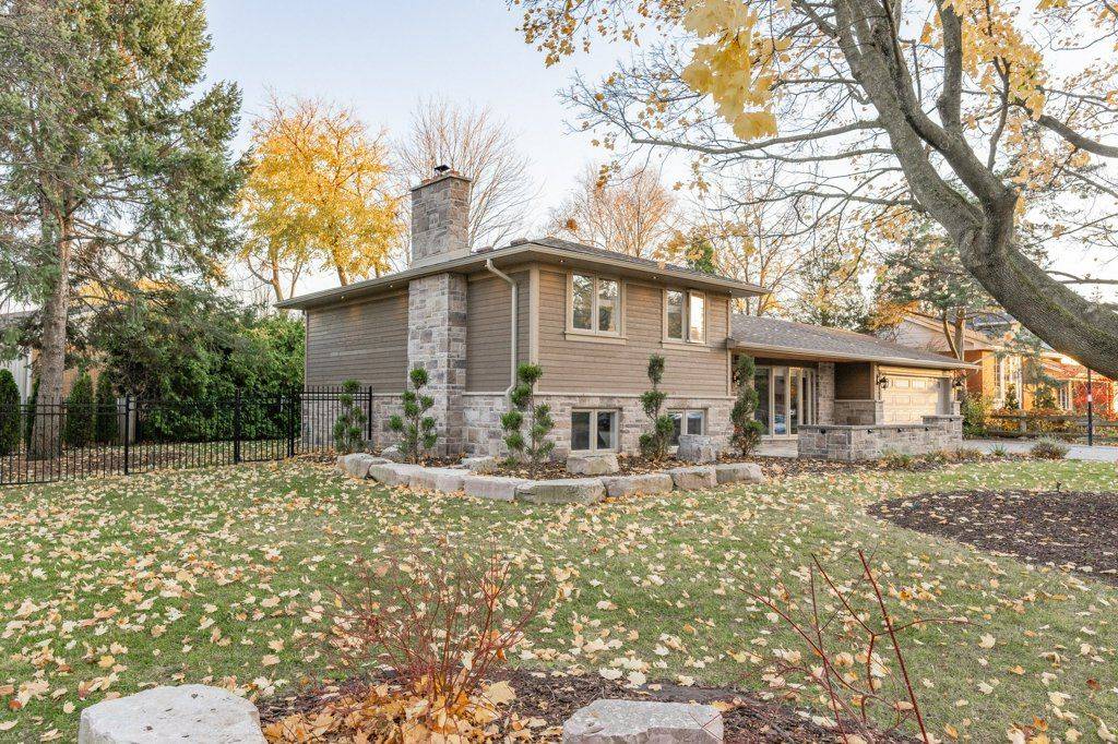 Burlington, ON L7N 1Z4,318 Monica CRES