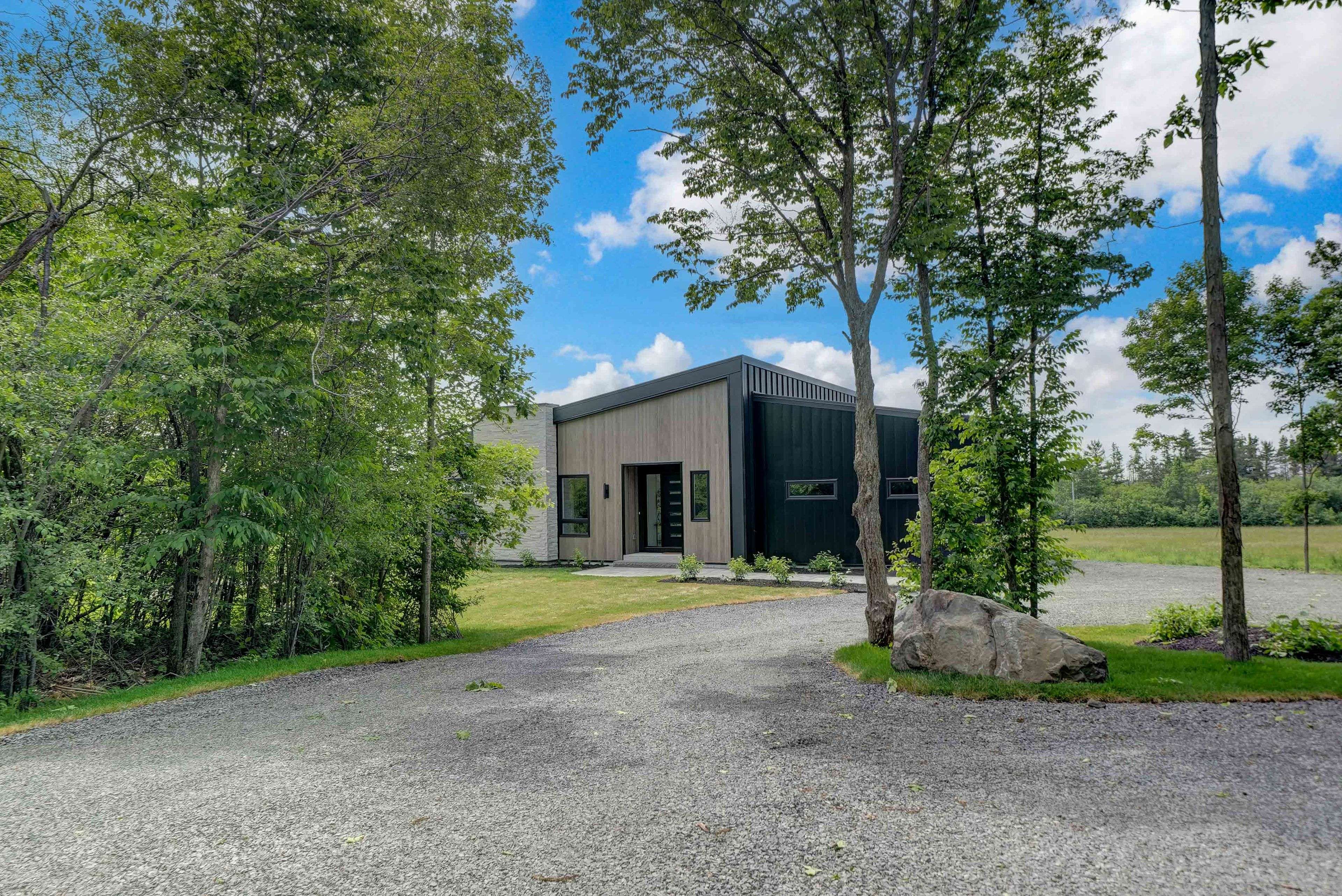 Prince Edward County, ON K0K 1T0,13 Partridge Hollow RD
