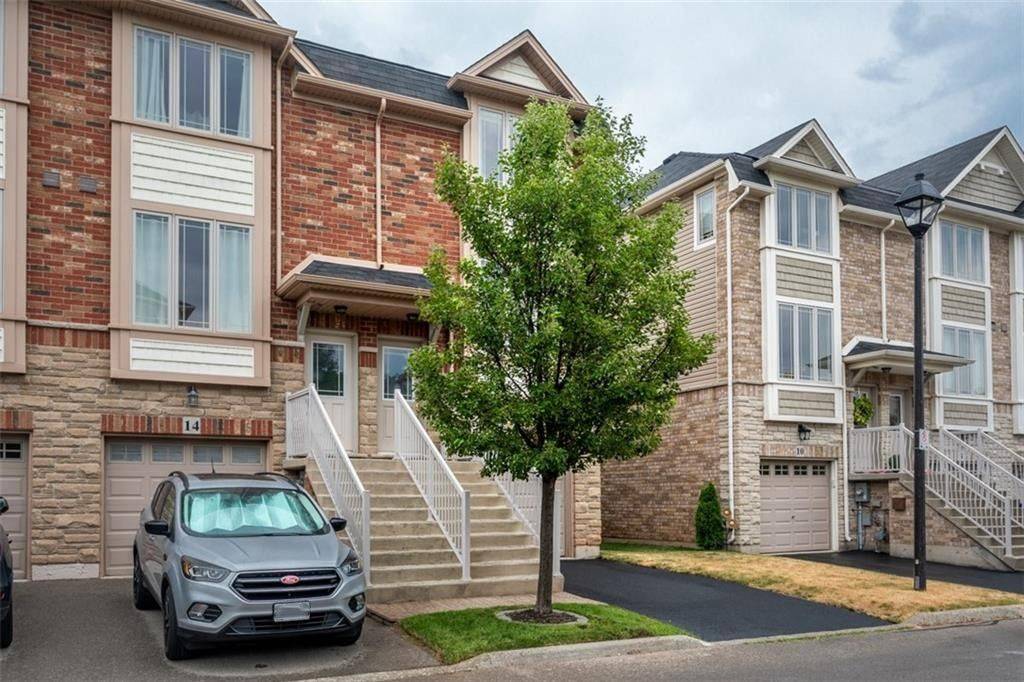 Grimsby, ON L3M 0B5,8 Hemlock WAY #12