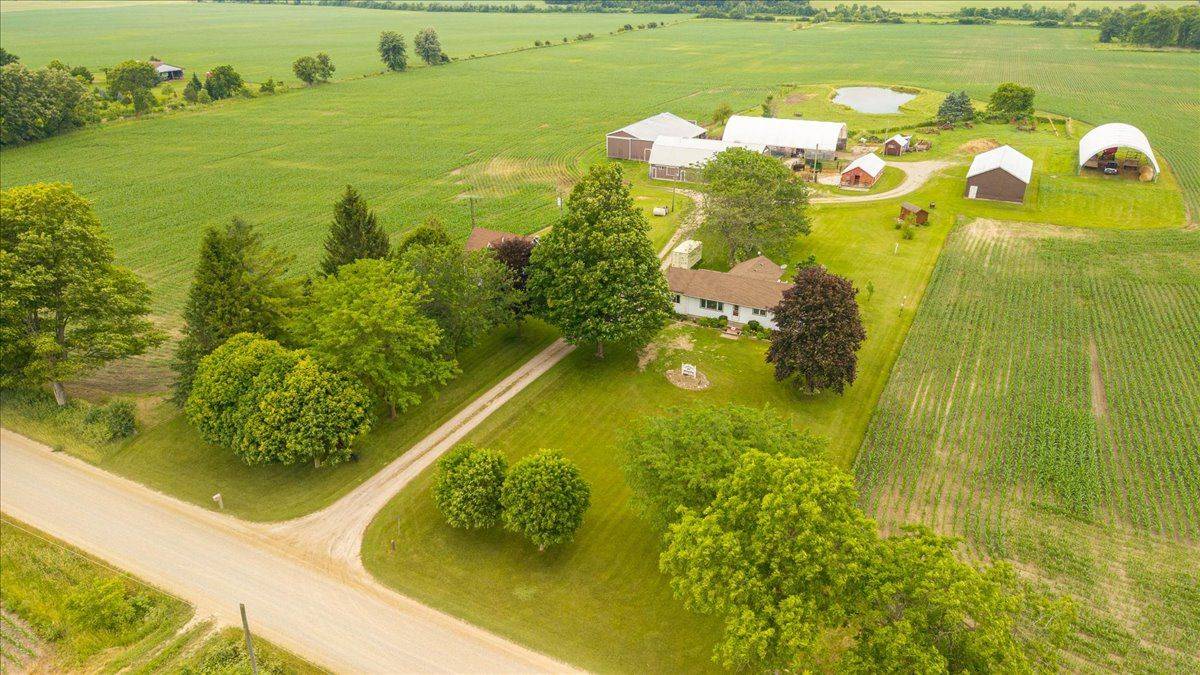 Southwest Middlesex, ON N0L 1M0,22758 Pratt Siding RD
