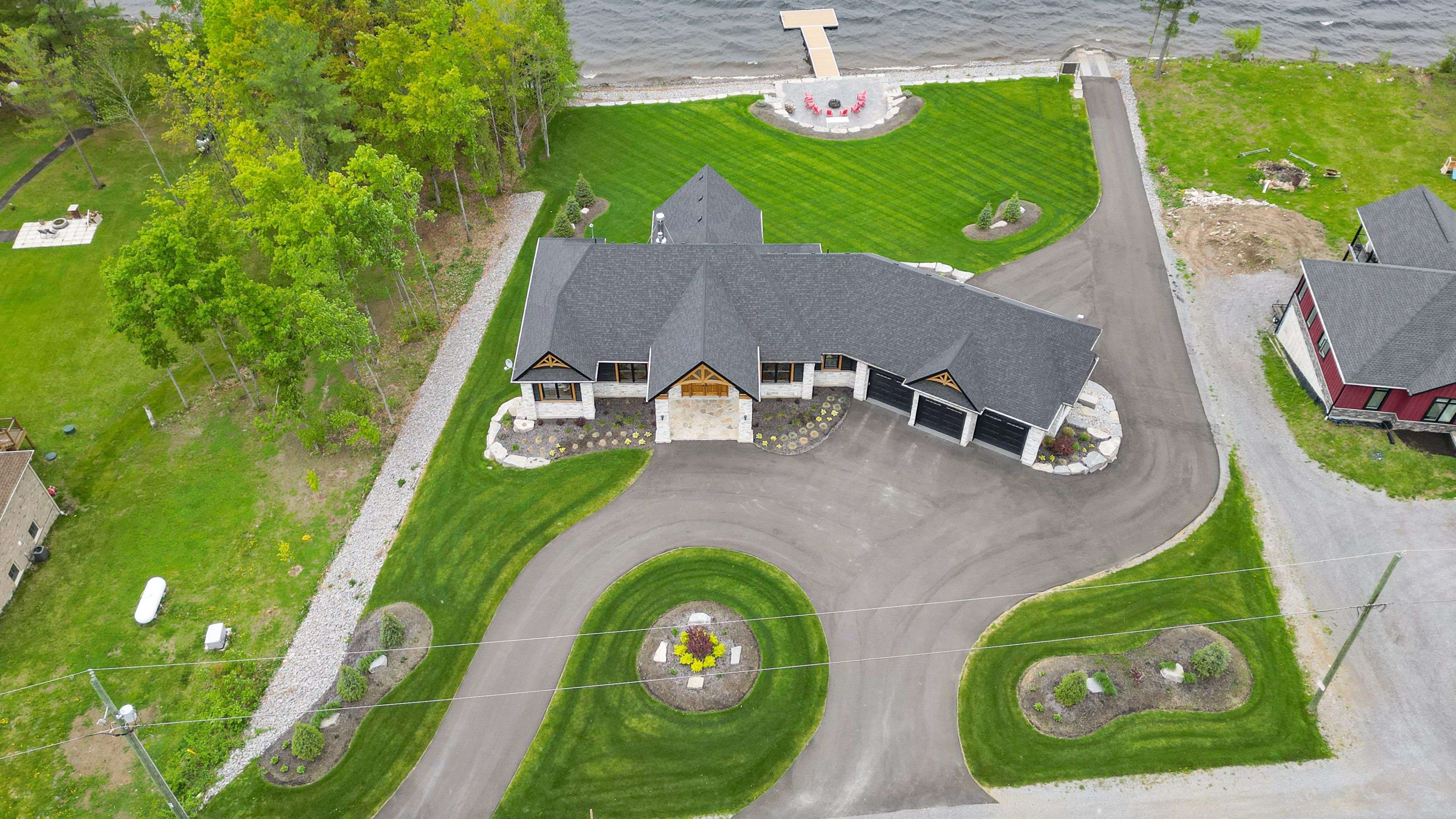 Centre Hastings, ON K0K 2K0,555 Mile Point LN