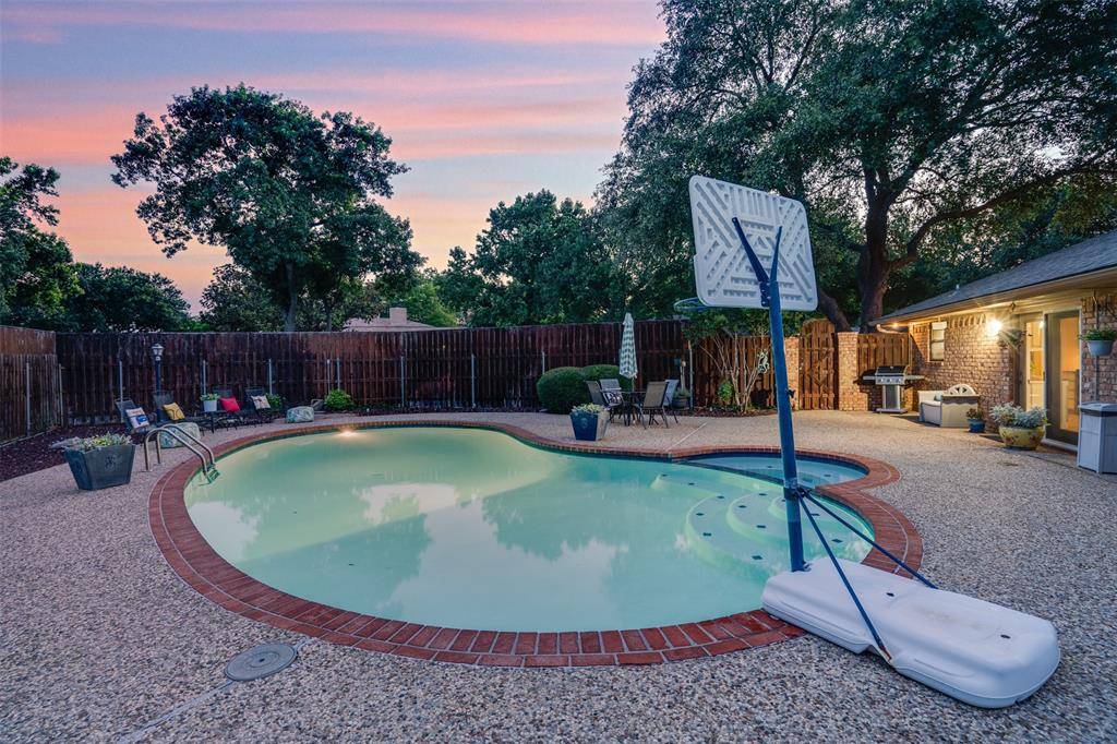 Wichita Falls, TX 76308,2421 Bryan Glen Street