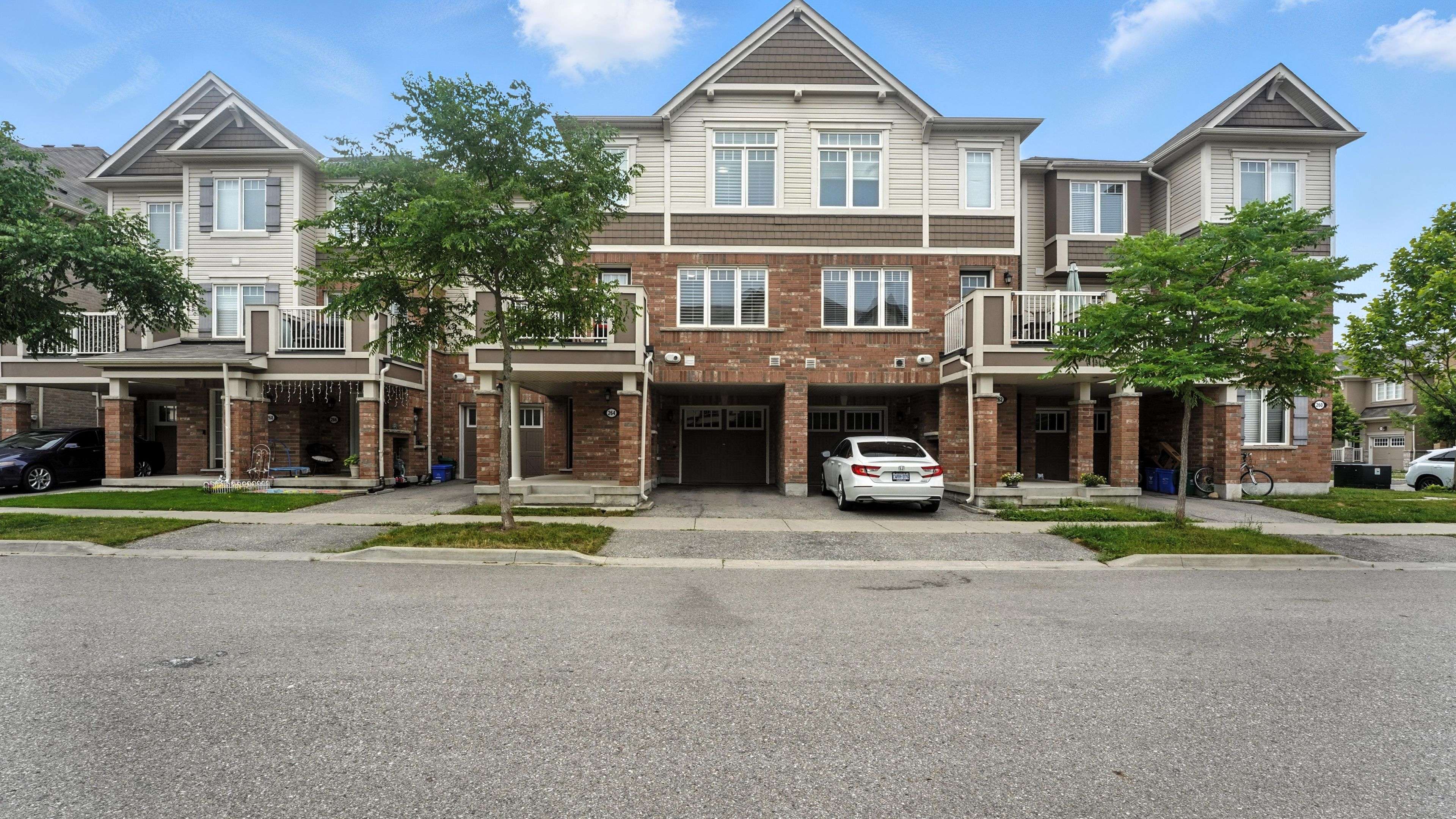 Milton, ON L9E 0A1,264 Casson PT