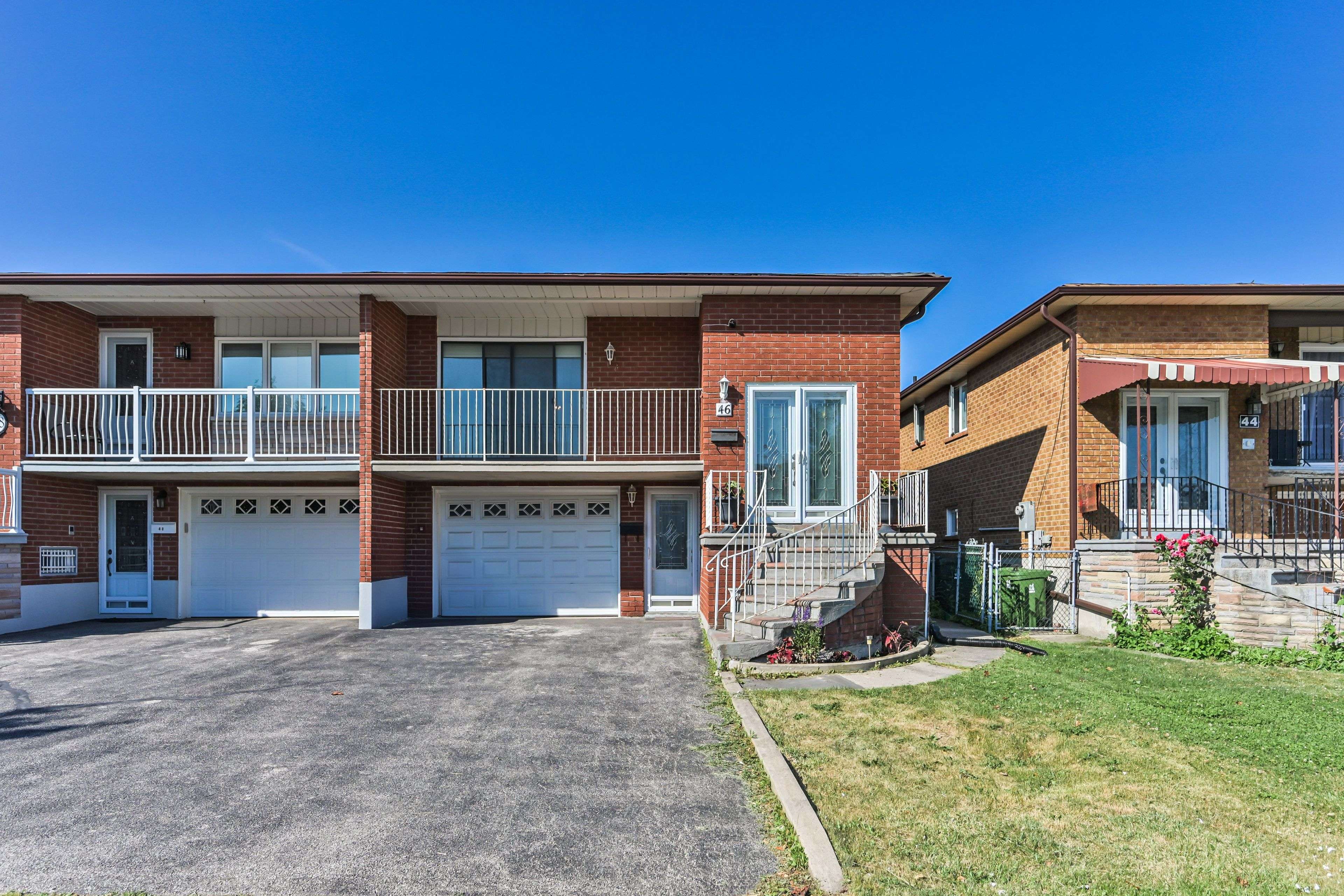 Toronto W05, ON M3L 2K1,46 John Lindsay CT