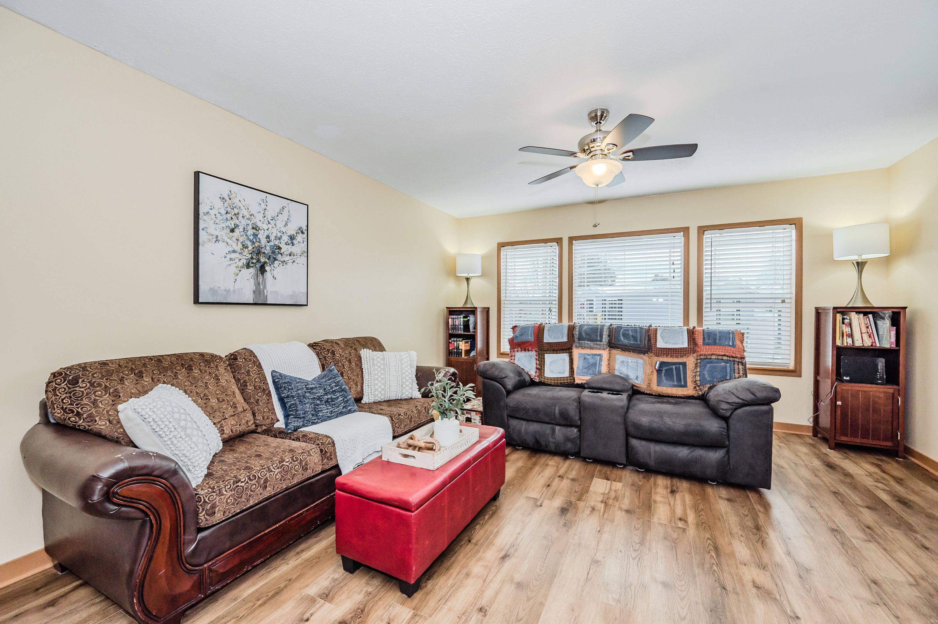 Puslinch, ON N0B 2J0,41 Cedarbush CRES