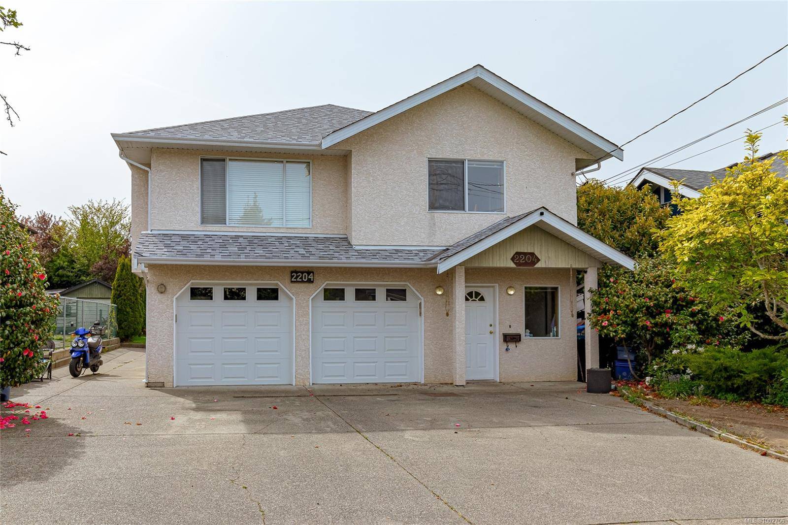 Victoria, BC V9R 4K5,2204 Lydia St