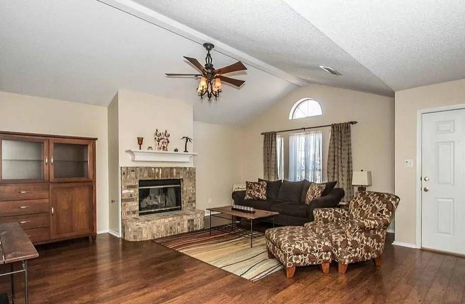 Fort Worth, TX 76131,1828 Overland Street