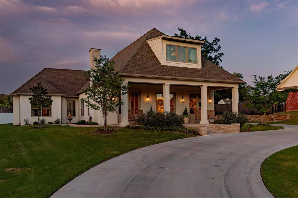 Granbury, TX 76049,9305 Bellechase Road