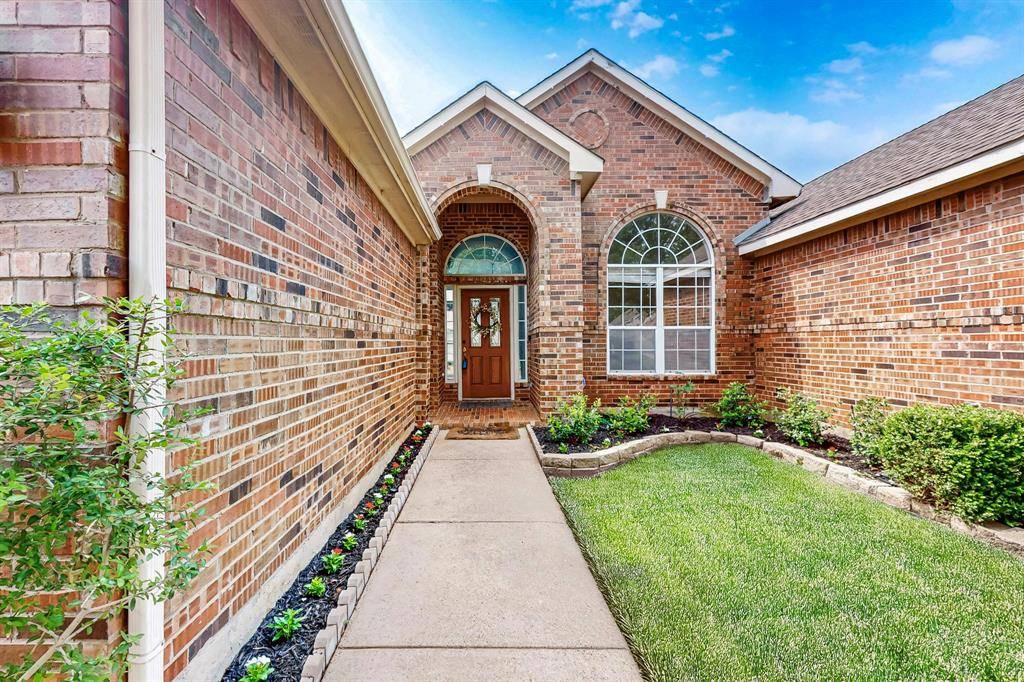Flower Mound, TX 75028,1221 Old Oak Trail