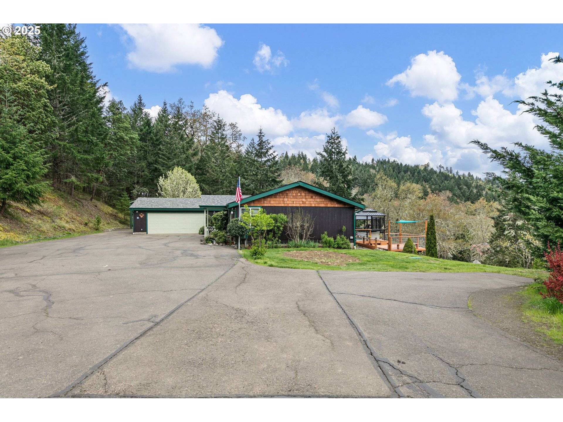 Roseburg, OR 97471,295 DONRUSS DR