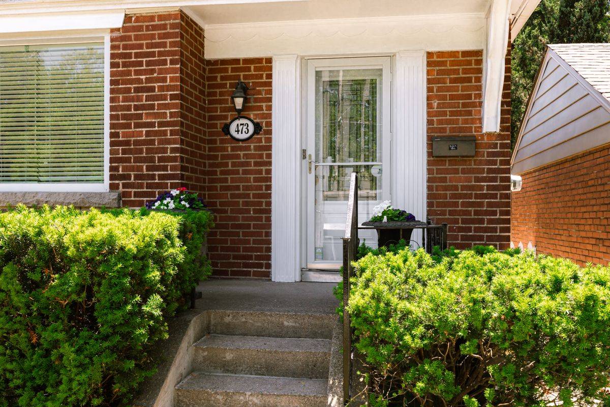 Toronto E03, ON M4J 2W8,473 O'Connor AVE