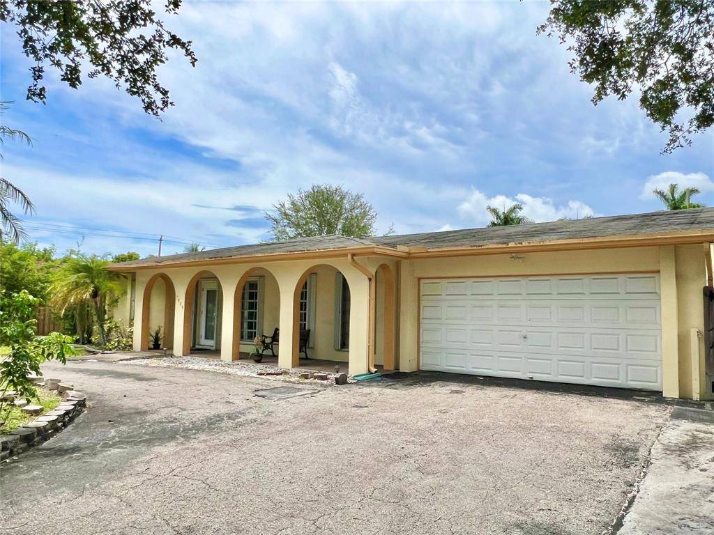 Plantation, FL 33317,Address not disclosed