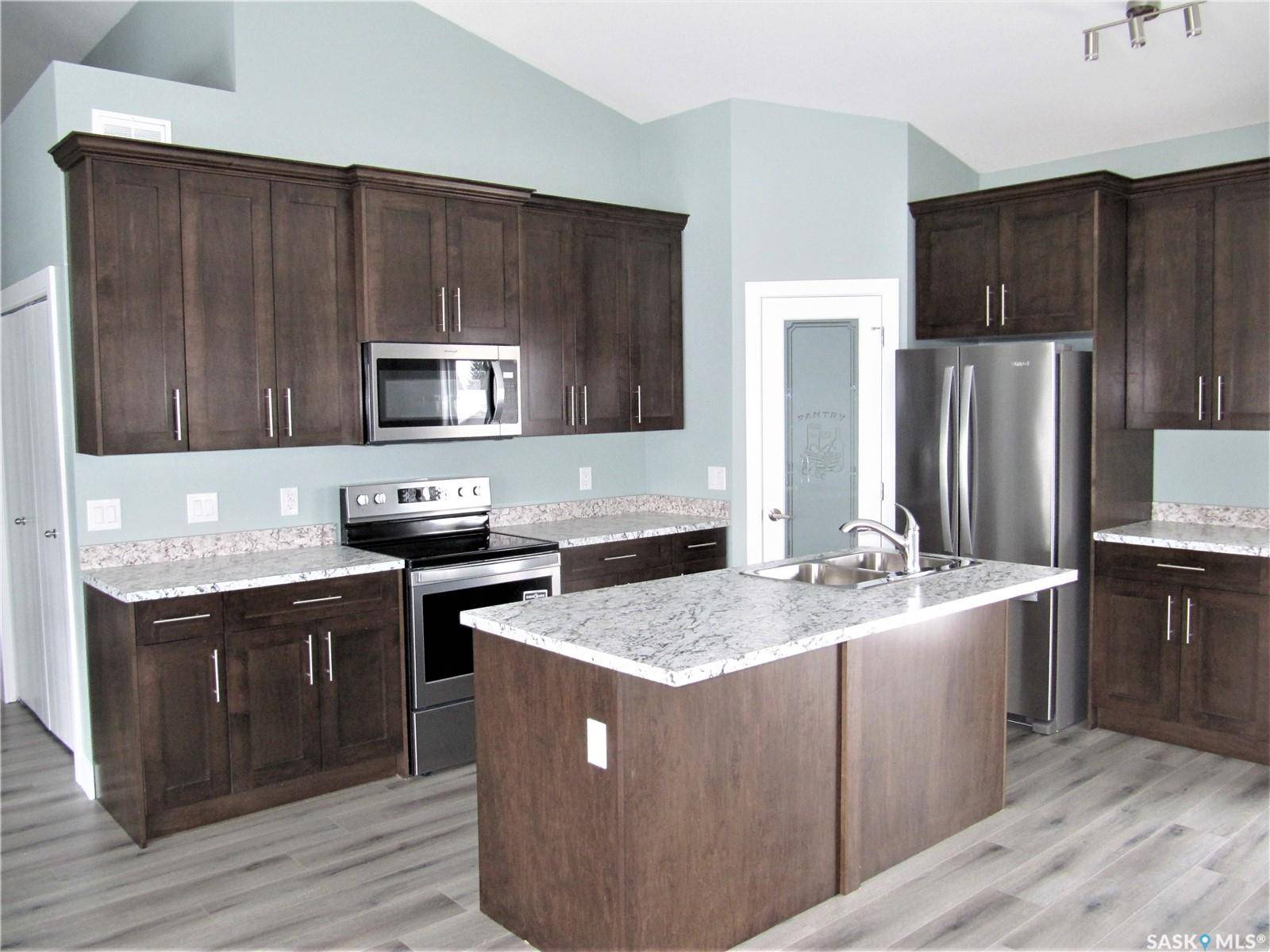 Battleford, SK S0M 0E0,282 15th STREET