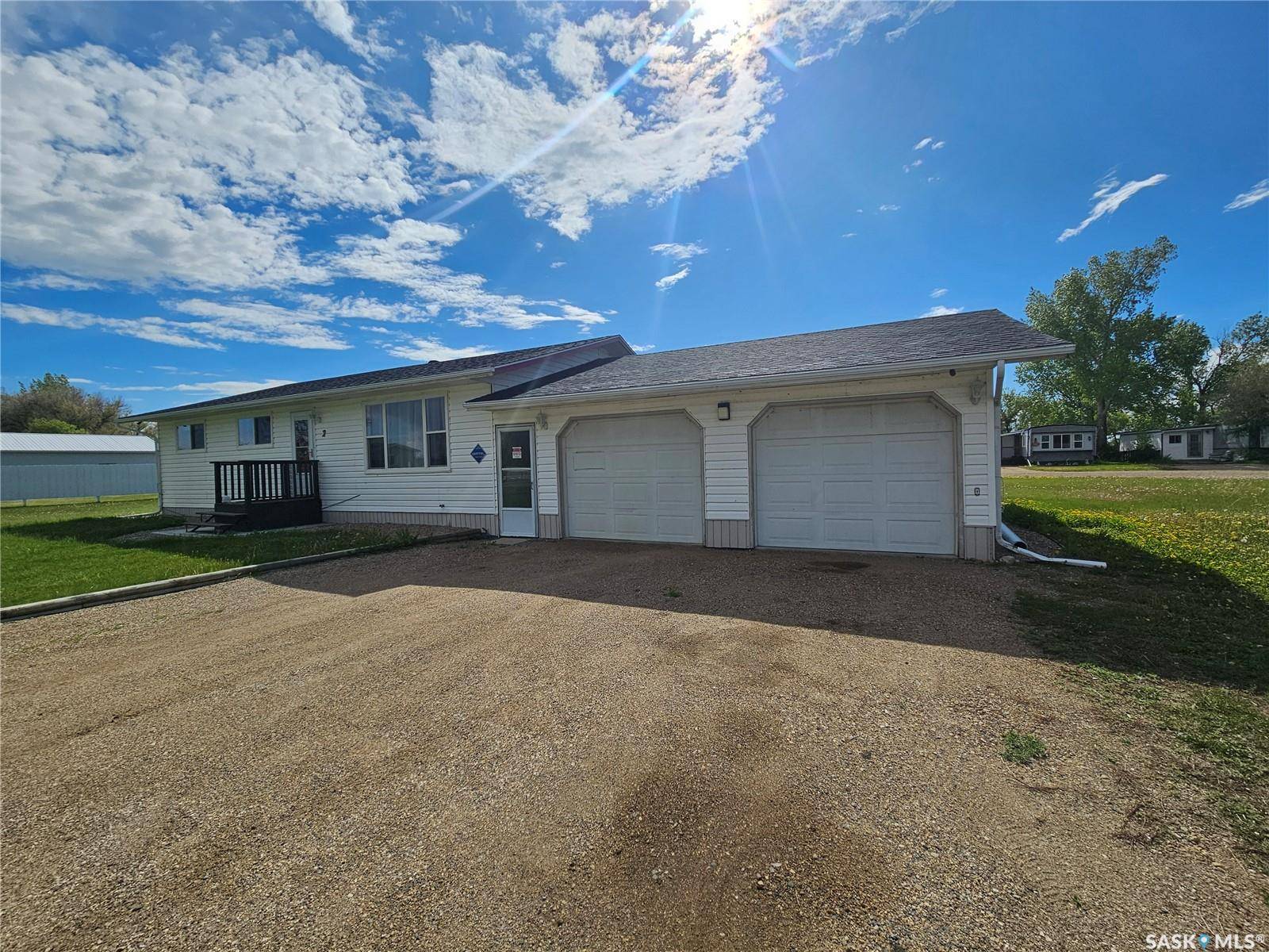Maple Creek Rm No. 111, SK S0N 1N0,2 Fletcher STREET