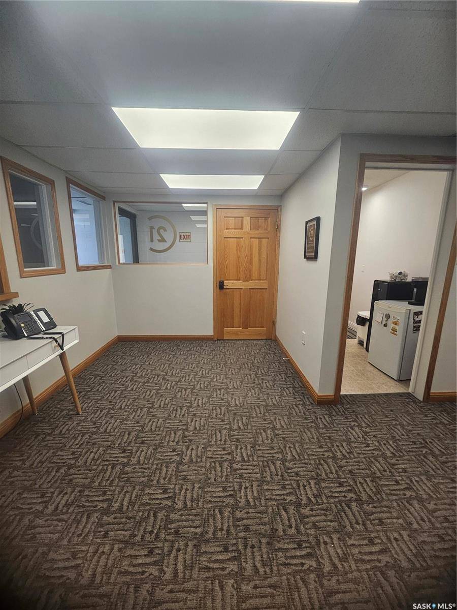 Estevan, SK S4A 1E1,231 12th AVENUE
