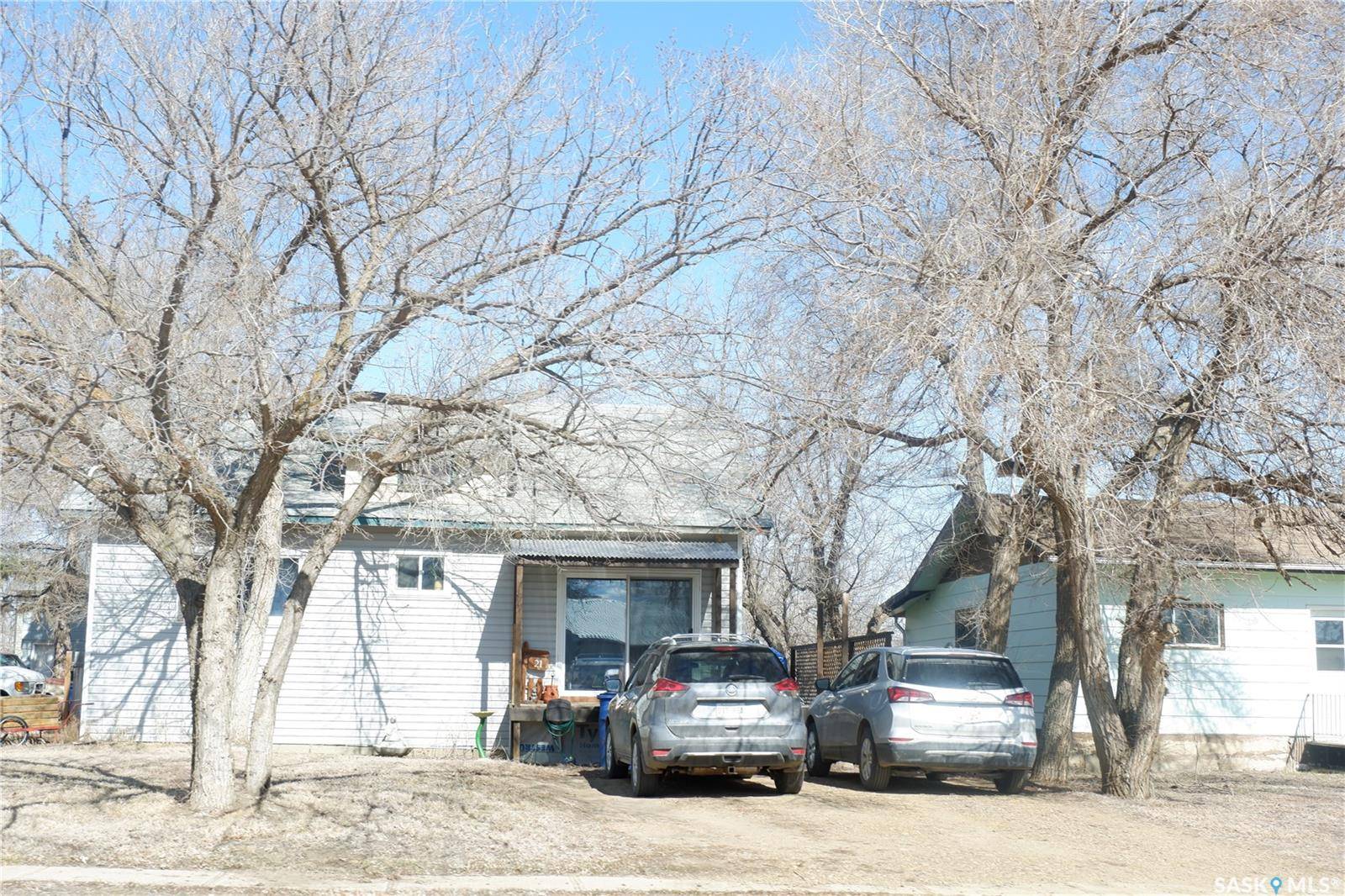Willow Bunch, SK S0H 4K0,21 3rd STREET E