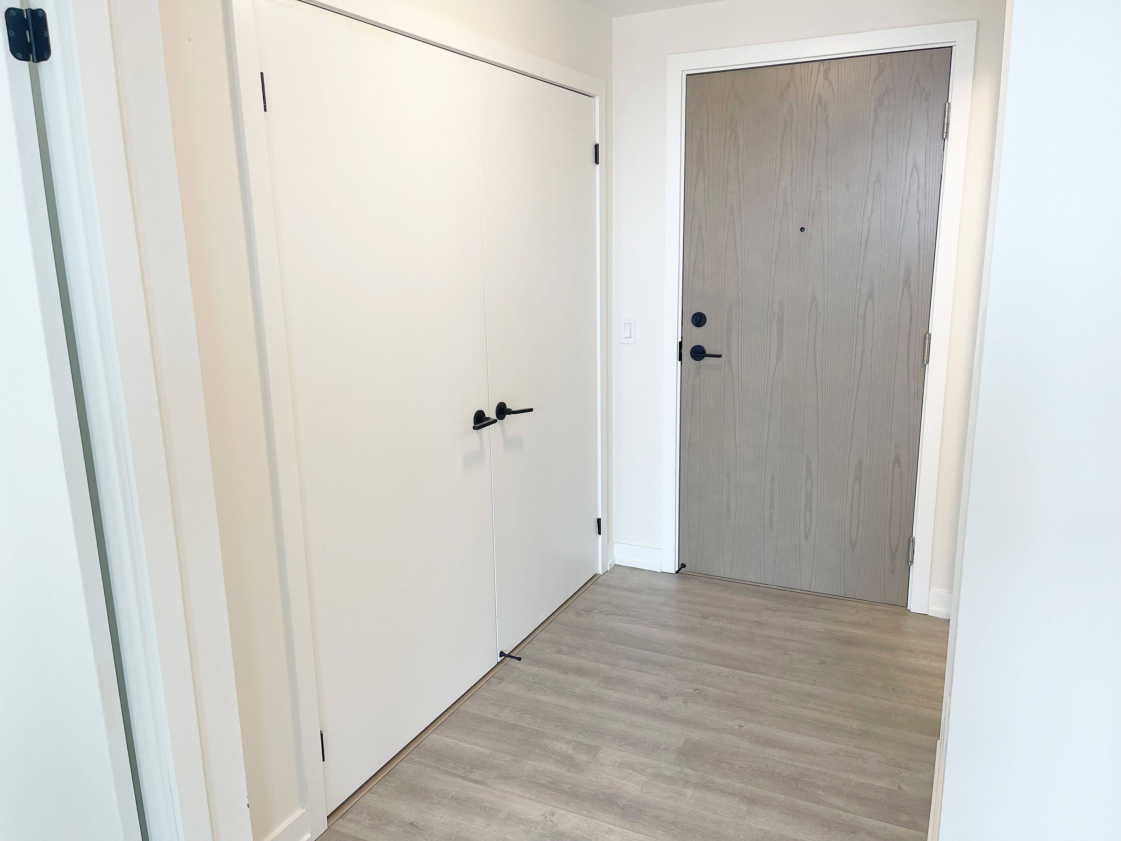 Toronto W02, ON M6N 0B3,2300 St. Clair AVE W #808
