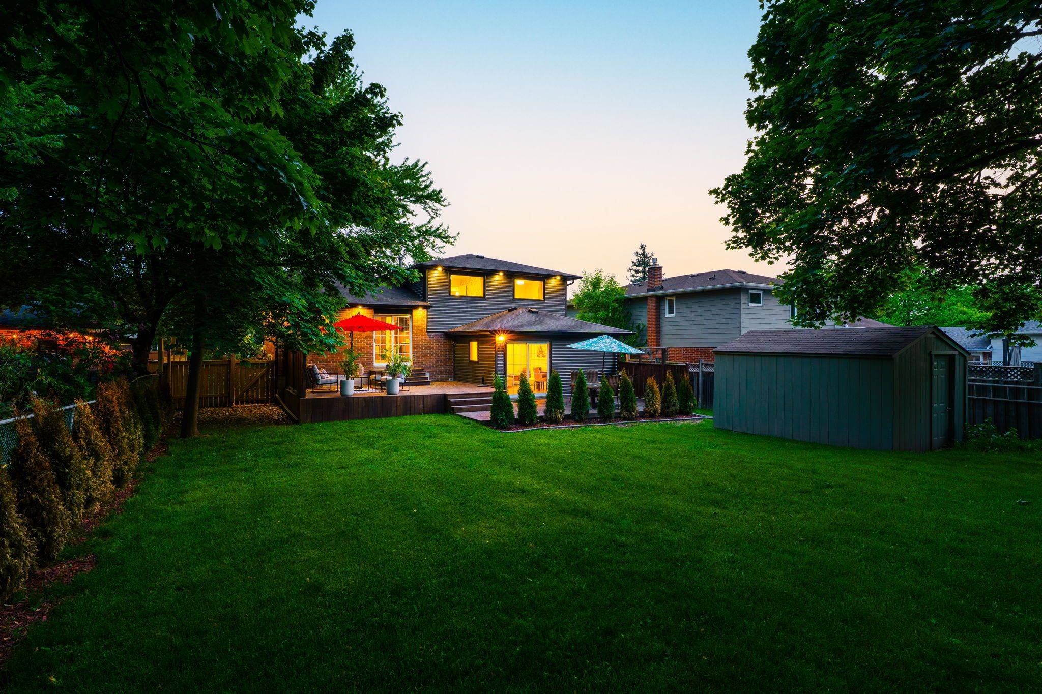 Milton, ON L9T 1X2,269 Ridge DR