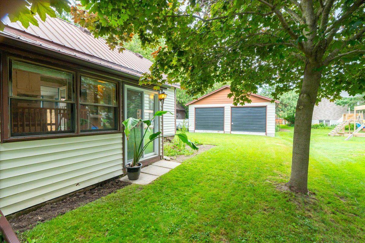 St. Marys, ON N4X 1C8,31 Carrall ST
