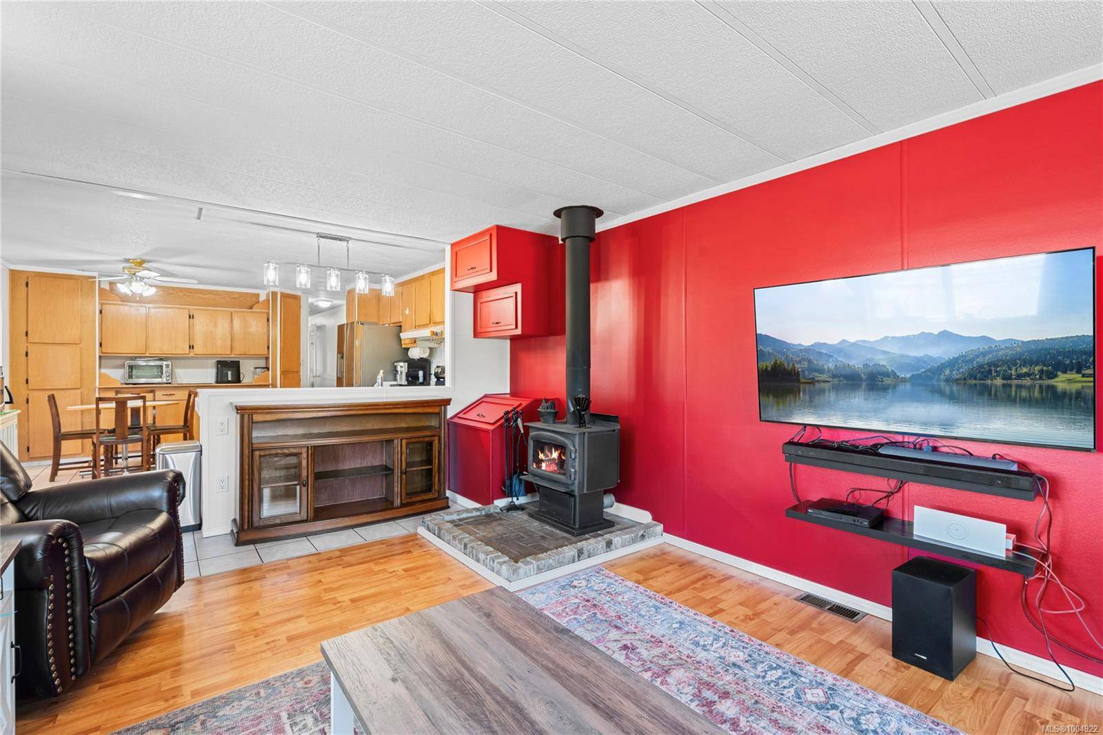 Coombs, BC V0R 1M0,1700 Alberni Hwy #20