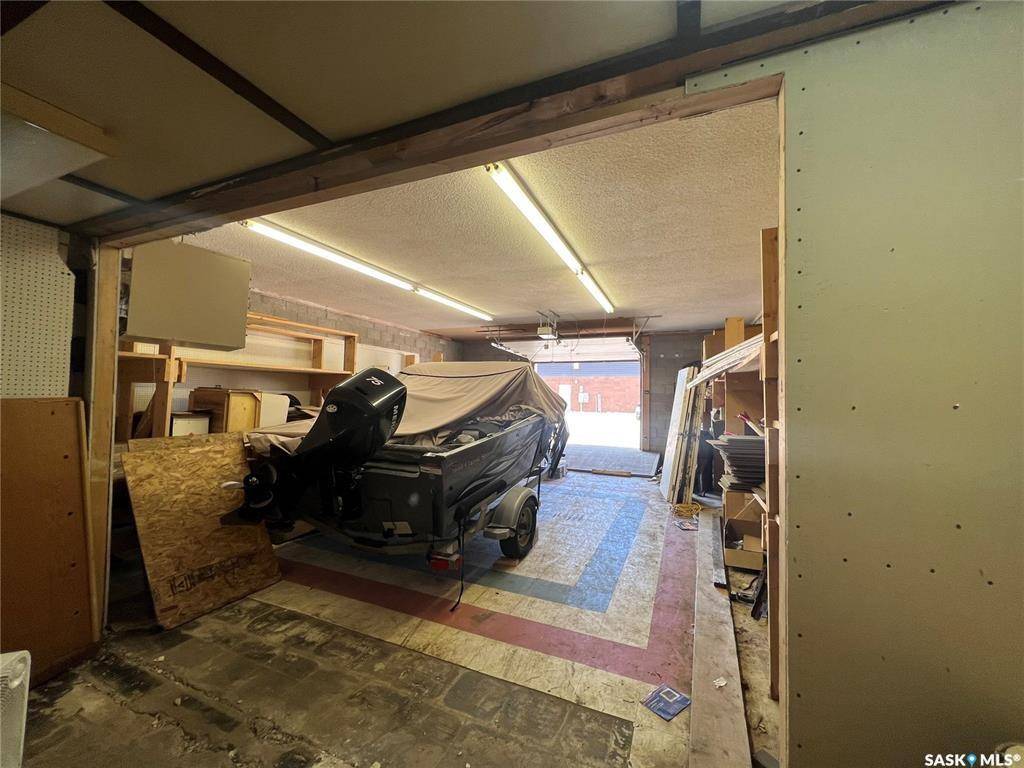 Cut Knife, SK S9A 0N0,402 Hill AVENUE