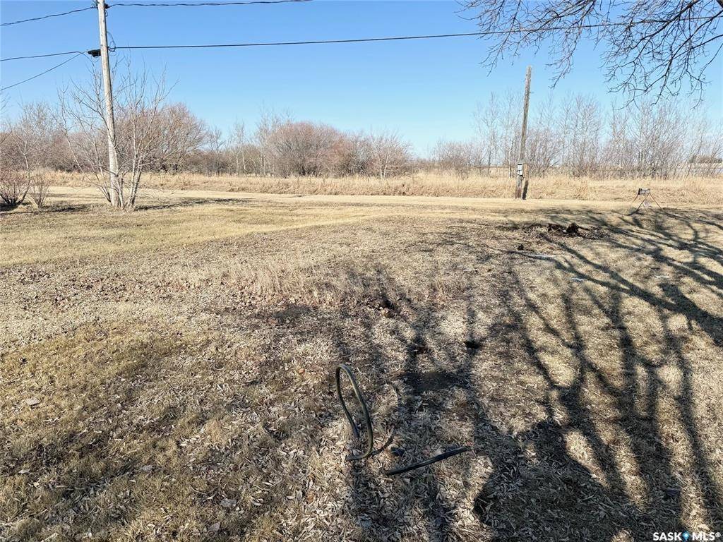 Naicam, SK S0K 2Z0,627 3rd AVENUE N