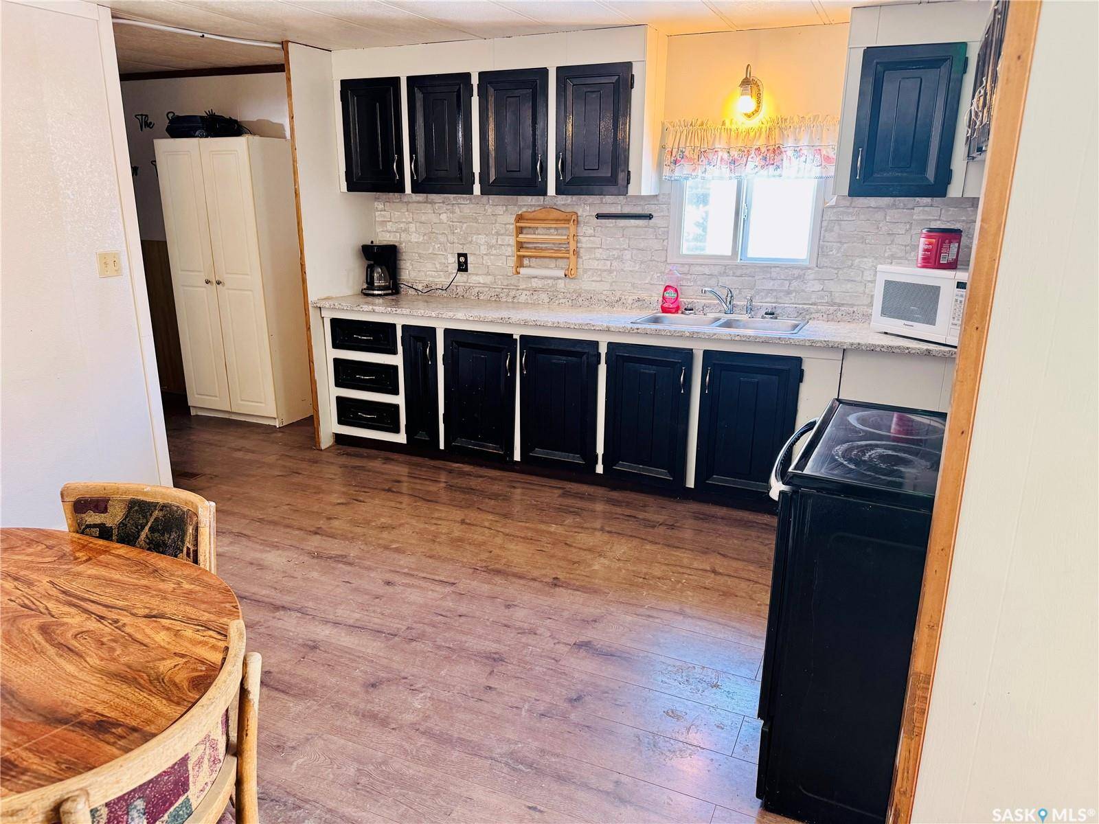 Wolseley, SK S0G 5H0,214 Oak STREET