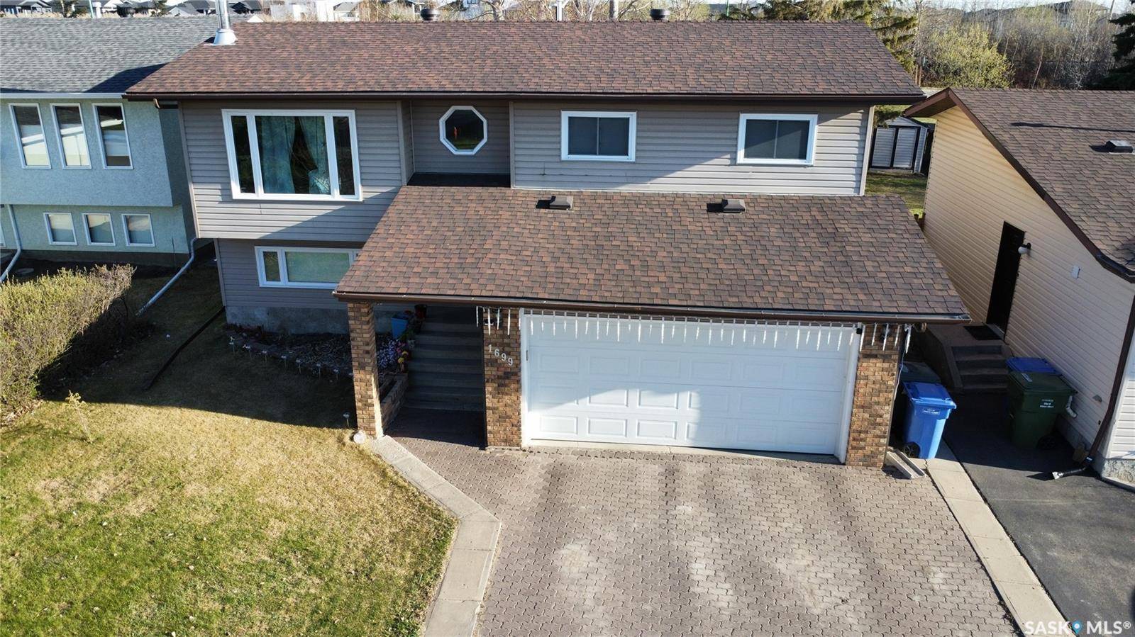 Prince Albert, SK S6V 7C3,1699 Allbright CRESCENT