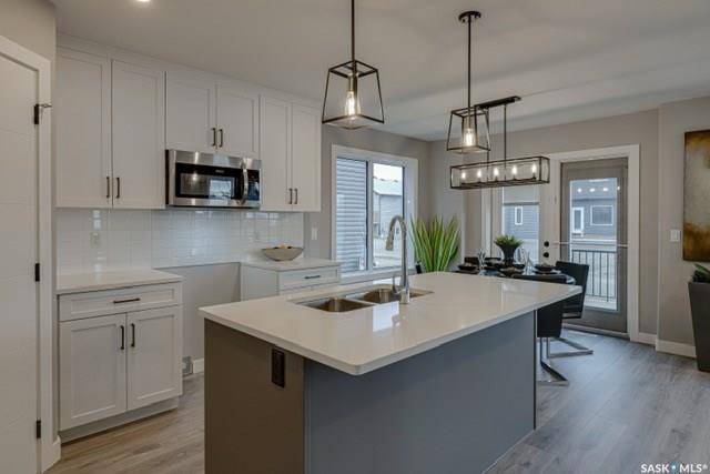 Saskatoon, SK S7L 7P3,207 Asokan STREET