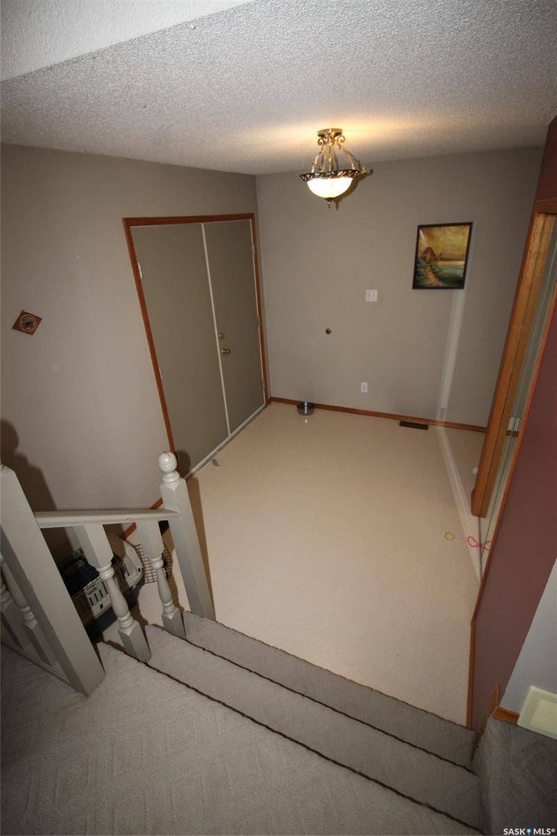 Shaunavon, SK S0N 2M0,594 5th STREET W