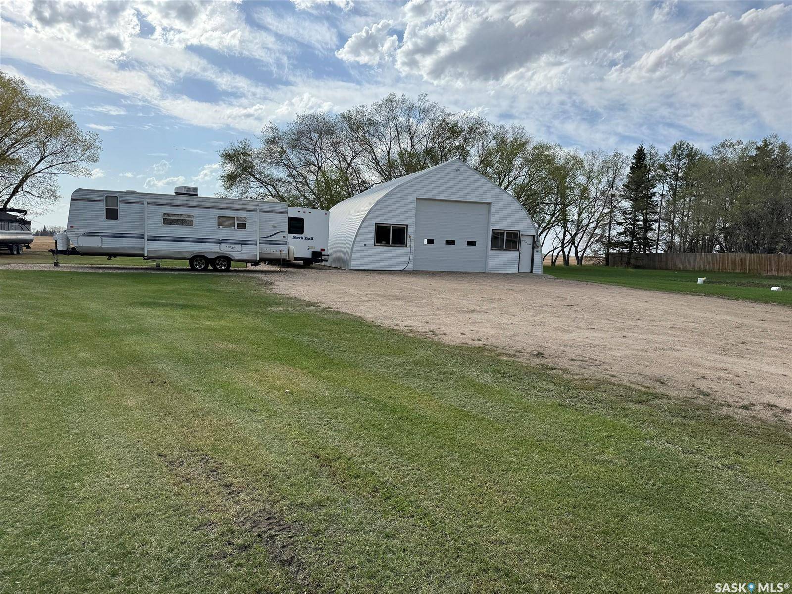 Leroy, SK S0K 2P0,201 West ROAD