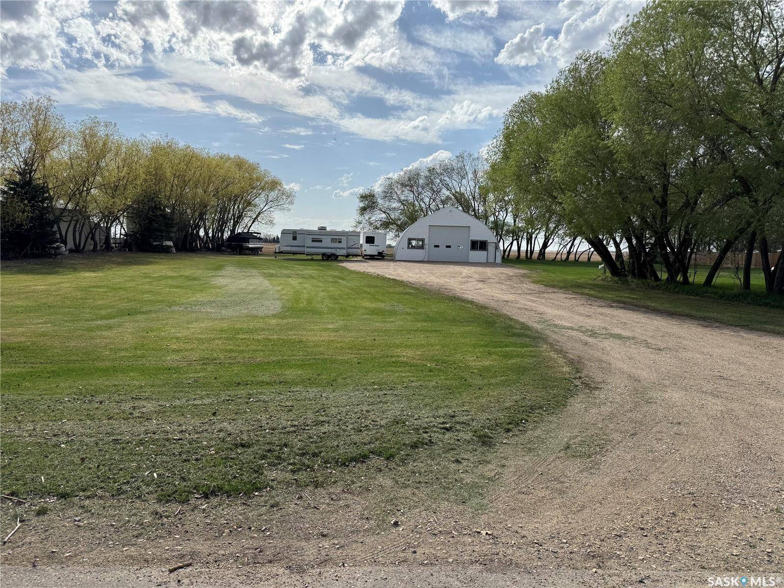 Leroy, SK S0K 2P0,201 West ROAD