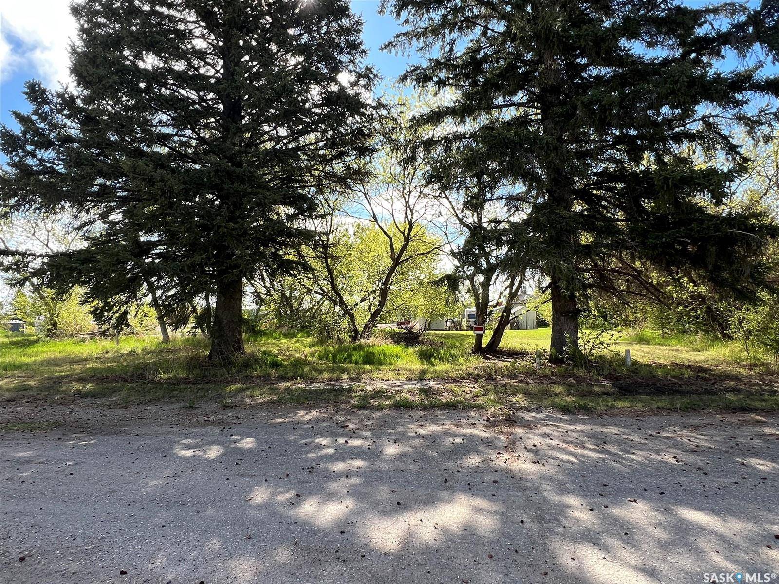 Yellow Creek, SK S0K 4M0,104-106 Main STREET