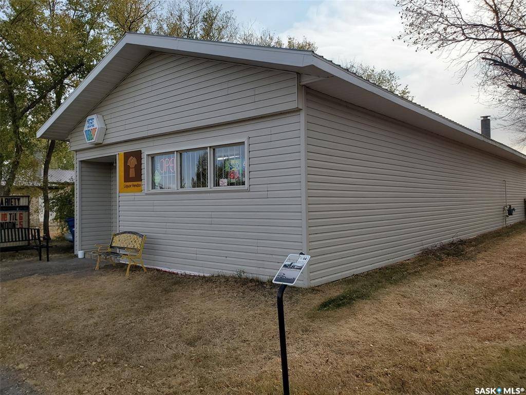 Willow Bunch, SK S0H 4K0,38 Edouard Beaupre STREET