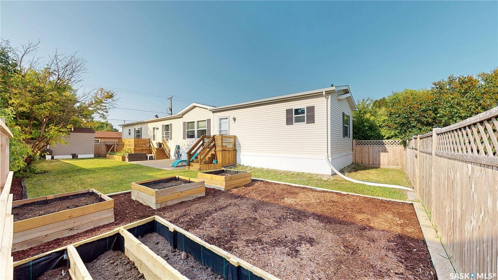 Arcola, SK S0C 0G0,808 Railway AVENUE