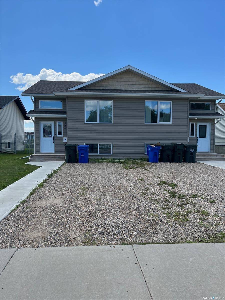 Prince Albert, SK S6V 6N1,833 & 835 5th STREET E