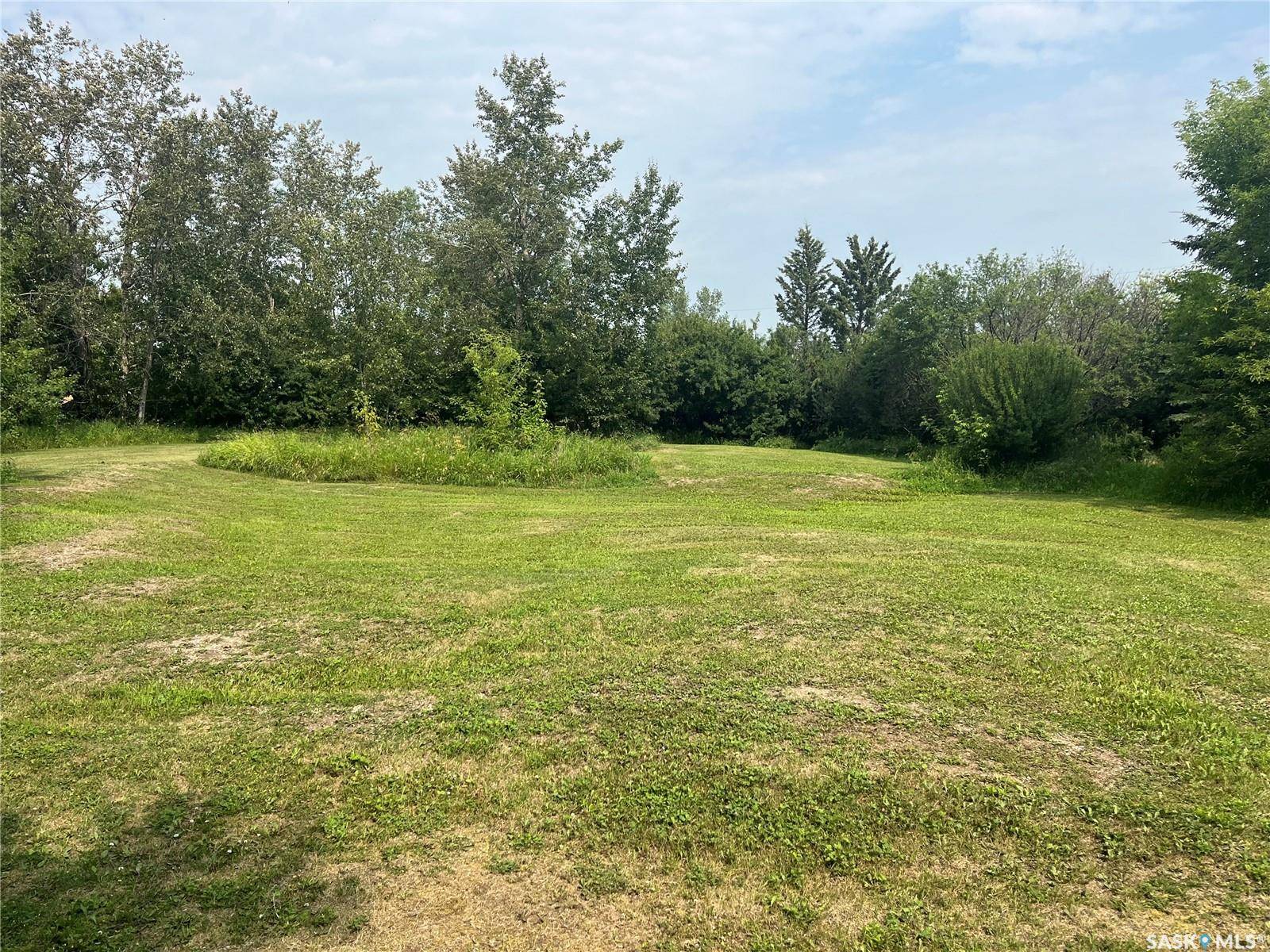 Kelvington, SK S0A 1W0,307-309-311 Third AVENUE E
