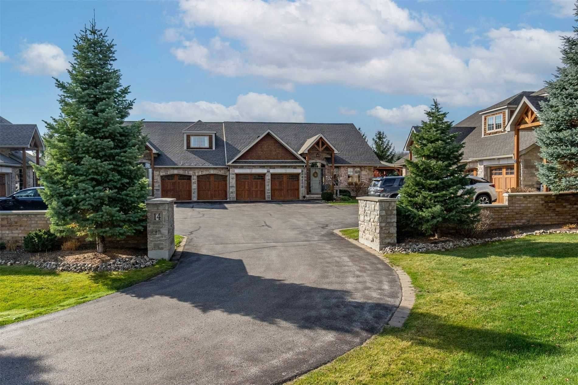 Caledon, ON L7E 4C2,14 Zimmerman DR #4