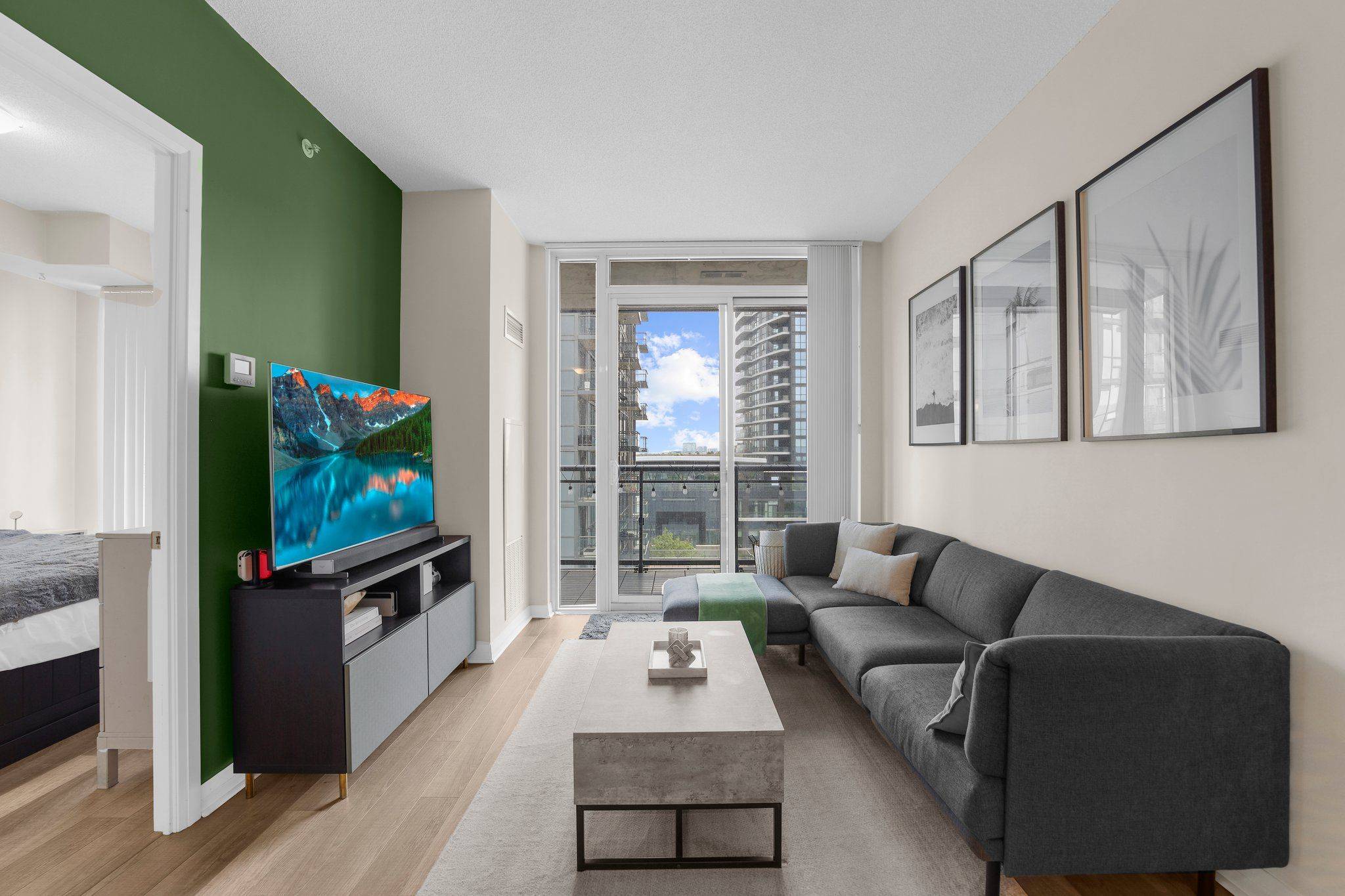 Mississauga, ON L5R 0G5,5025 Four Springs AVE #610