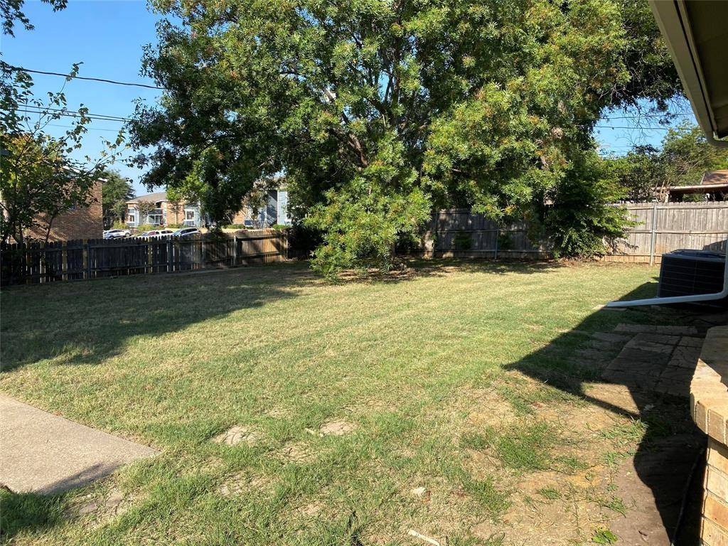 Grand Prairie, TX 75052,2406 Parkside Drive
