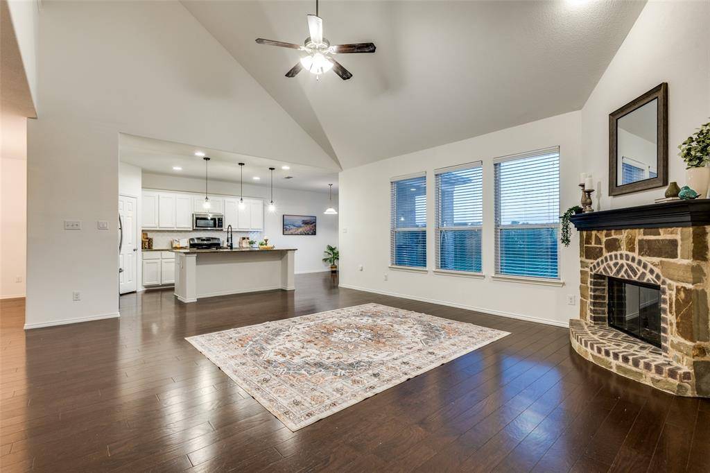 Celina, TX 75009,4221 Switchgrass Street