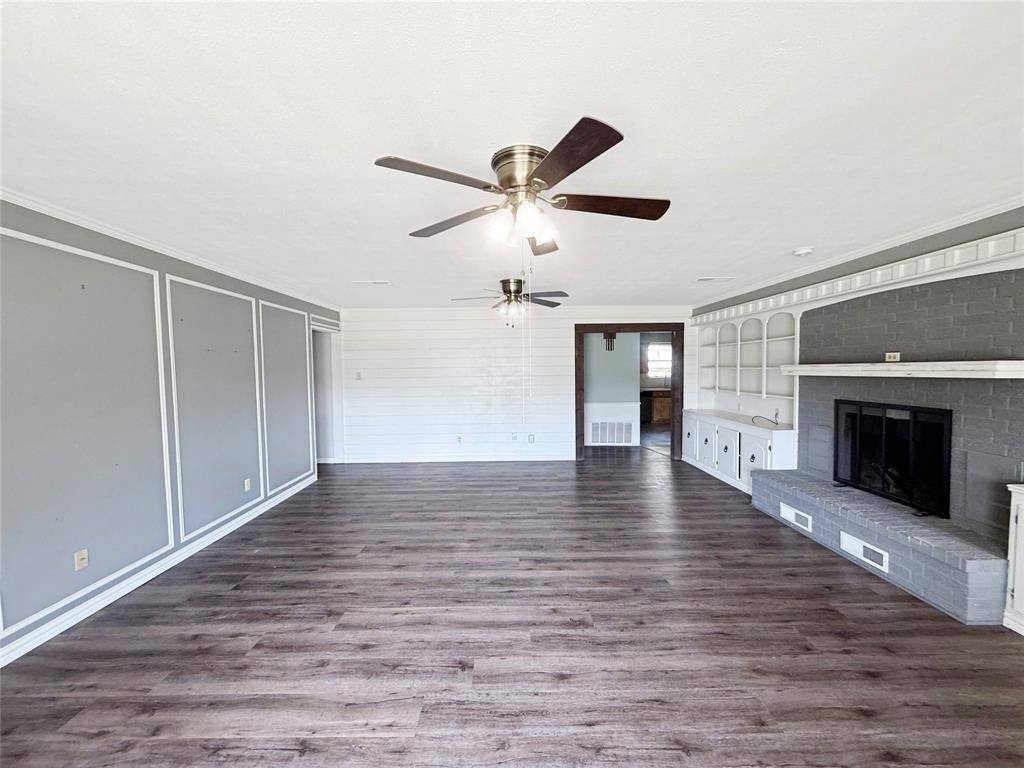 Tool, TX 75143,1004 Wildwood Way
