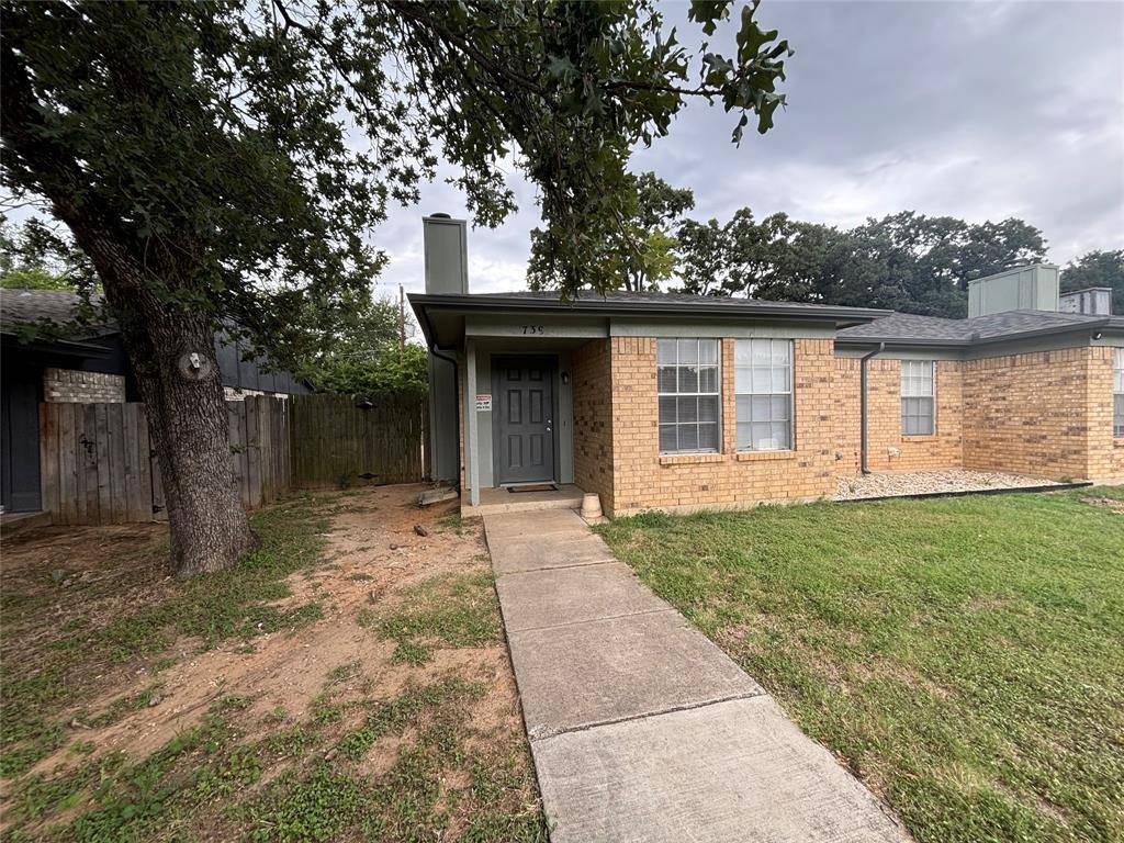 Kennedale, TX 76060,739 Woodland Court