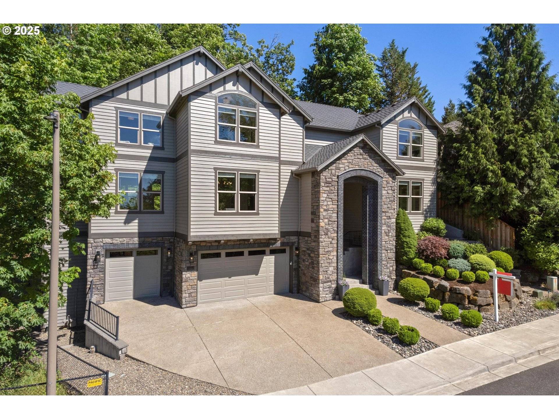 Portland, OR 97229,1880 NW DEETTE DR