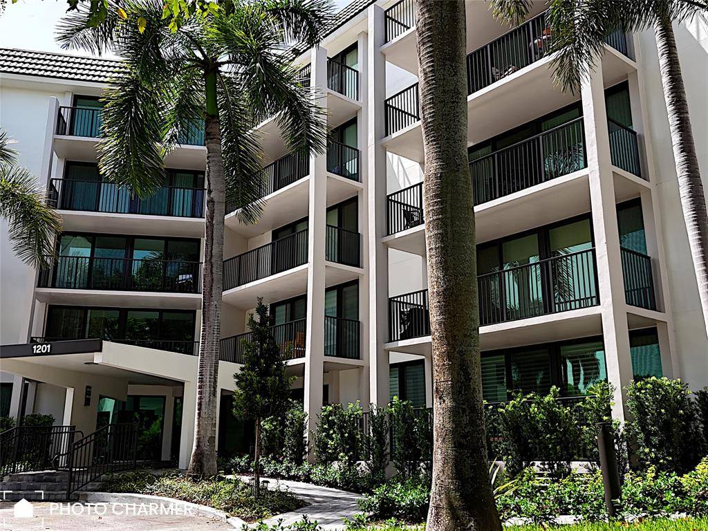 Fort Lauderdale, FL 33315,1201 River Reach Dr #216