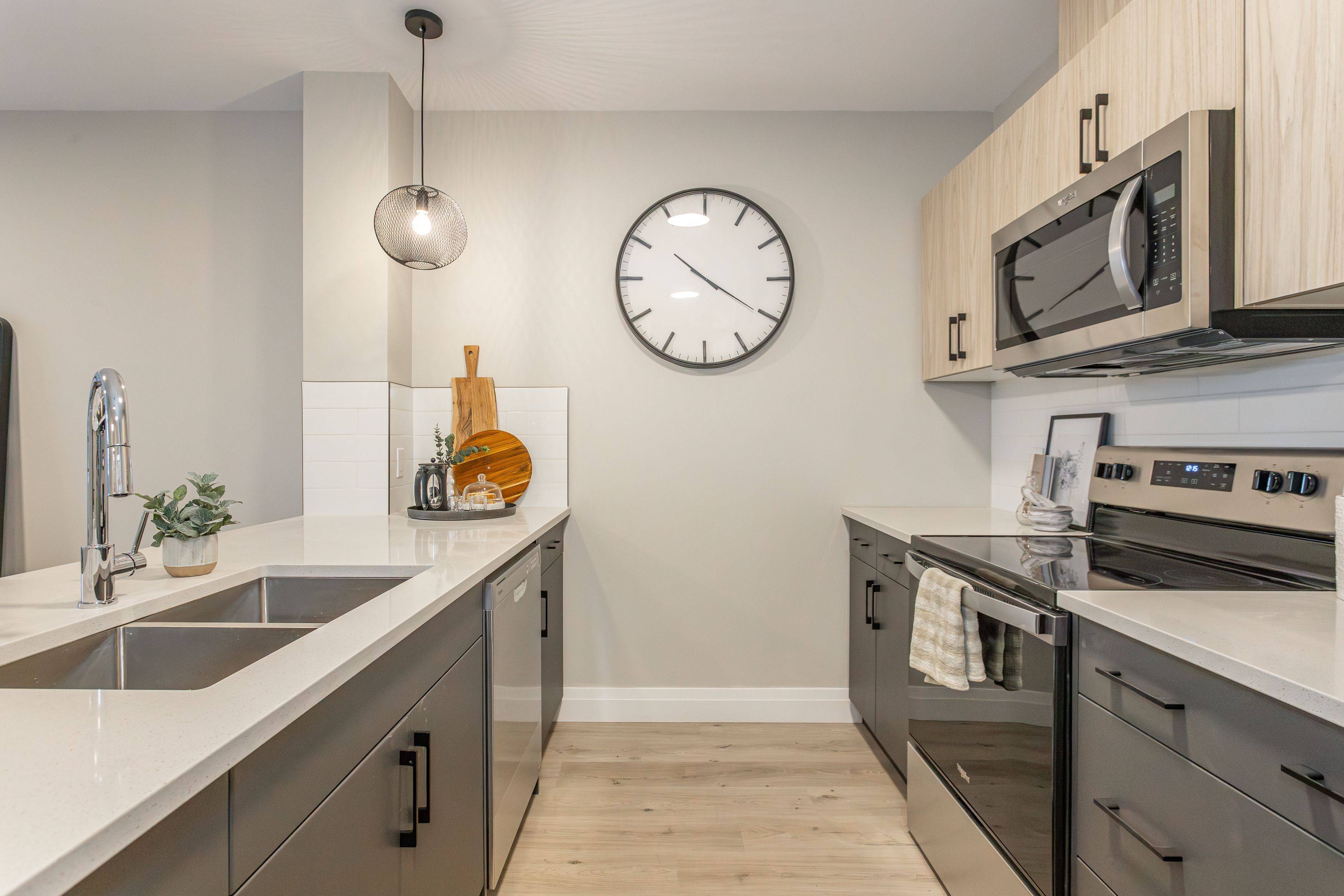 London North, ON N5X 3Z8,1150 FANSHAWE PARK RD E #302